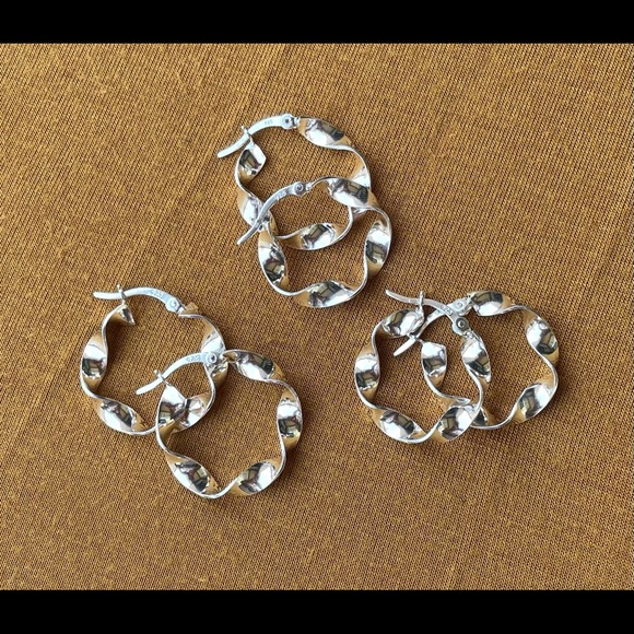 Sterling silver twisted hoop earrings - Picture 4 of 8